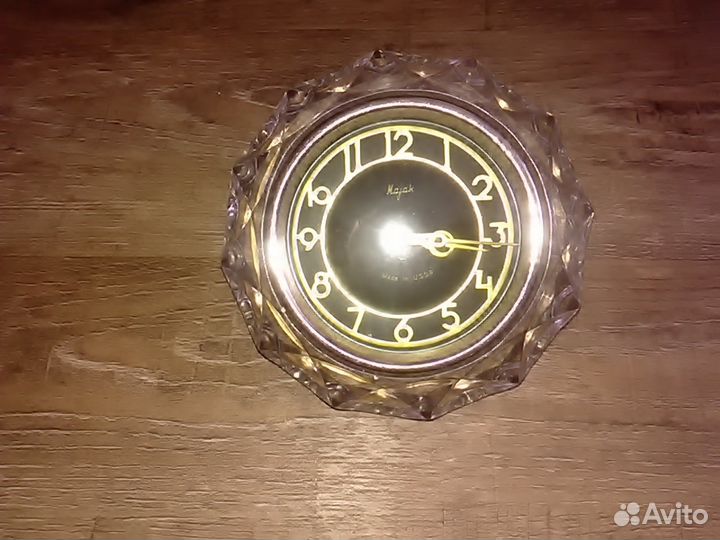 Часы советские