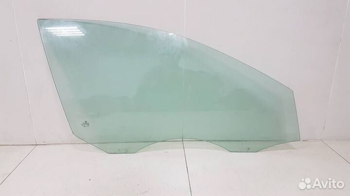 Стекло двери передней правой Volkswagen Jetta 5K 2