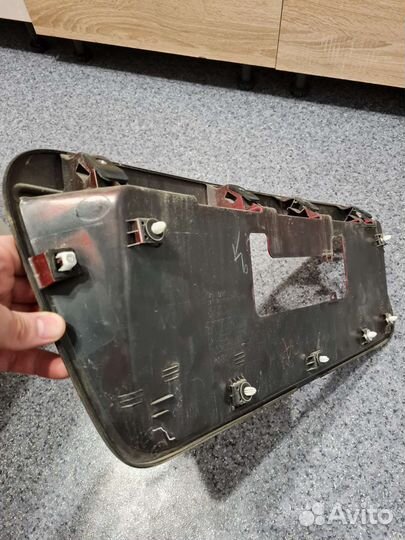 Рамка номерного знака, Шильдик Lancer 10