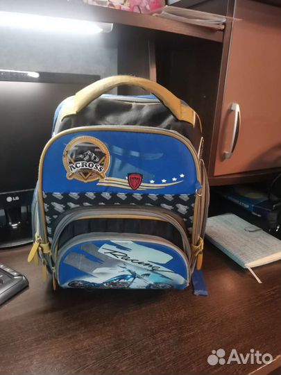 Школьный рюкзак