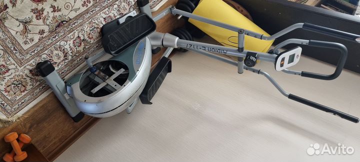 Эллиптический тренажер Аlbion Е-1127