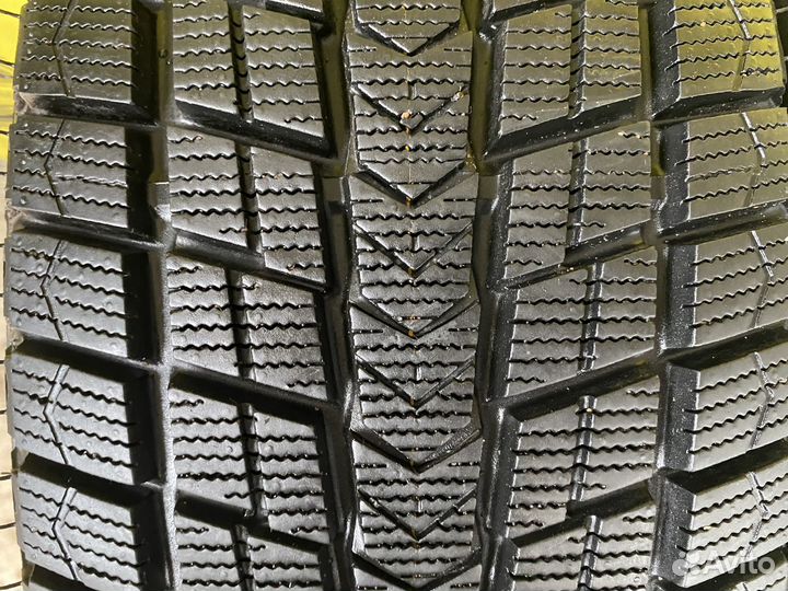 Nexen Winguard Ice Plus 235/65 R17