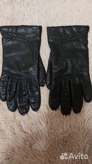 Перчатки