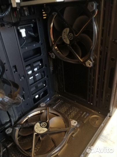 Termaltake Riing 14 rgb