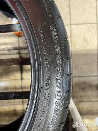 Michelin Pilot Super Sport 245/40 R20 и 275/35 R20 99Y