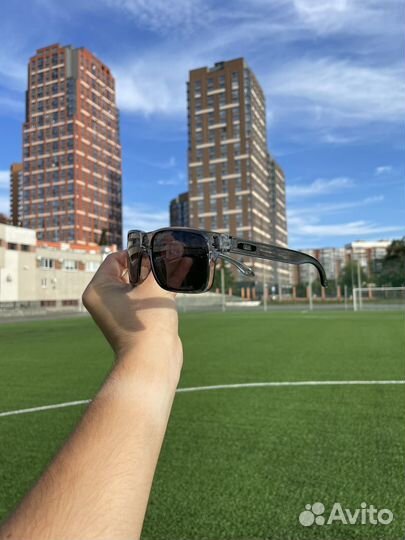 Солнцезащитные очки Oakley Holbrook Crystall Black