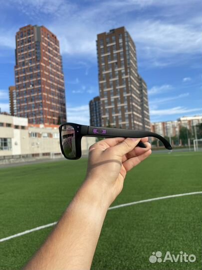 Новые солнцезащитные очки Oakley Holbrook Black