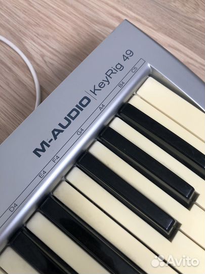 Midi-клавиатура KeyRig 49