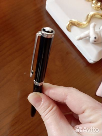 Montblanc ручка