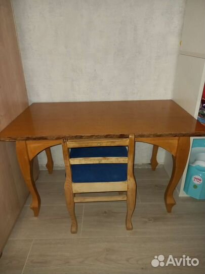 Столик и стульчик для детей