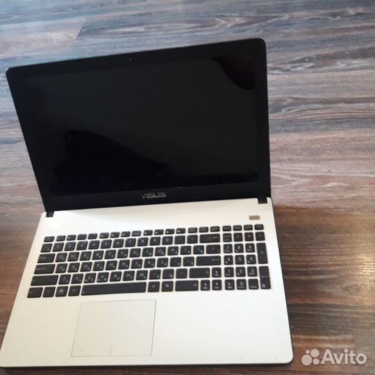 Ноутбук asus