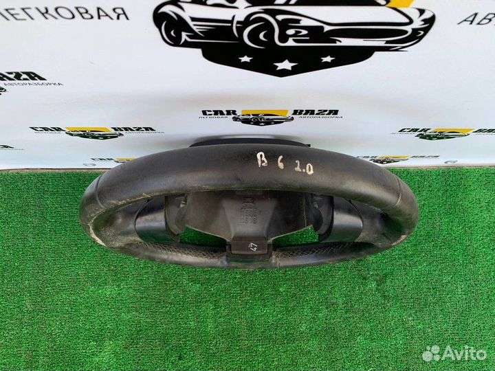 Рулевое колесо Volkswagen Passat