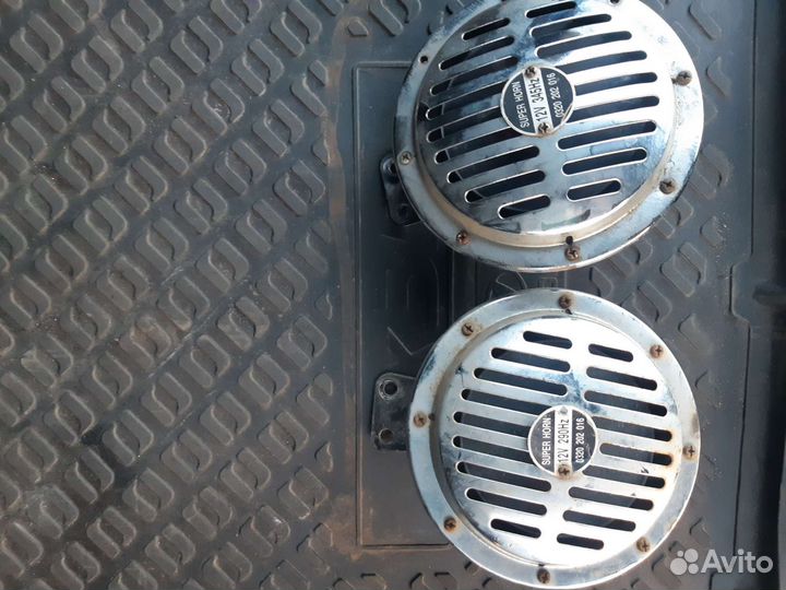 Громкий звуковой сигнал