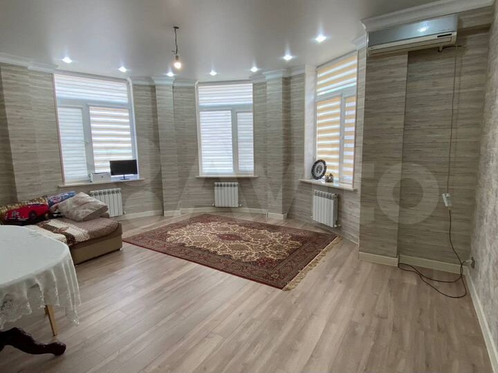 2-к. квартира, 80 м², 5/6 эт.