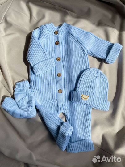 Комплект на выписку для новорожденных новый