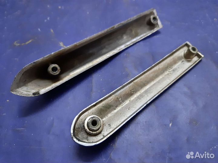 Газ 21 Волга олень, молдинг и подставка