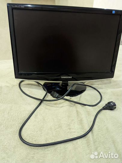 Монитор Samsung Syncmaster 2033