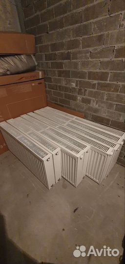 Радиатор отопления боковое подключение сталь белый