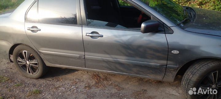 Mitsubishi Lancer 1.6 МТ, 2006, 187 000 км