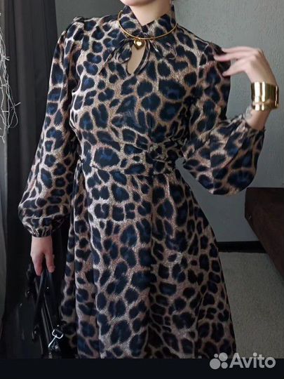 Платье женское