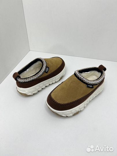 Кроссовки UGG женские