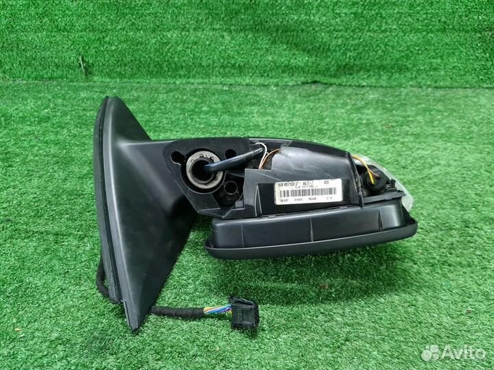 Зеркало правое электрическое Skoda Rapid