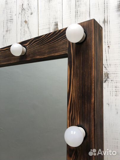 Зеркало с подсветкой в полный рост