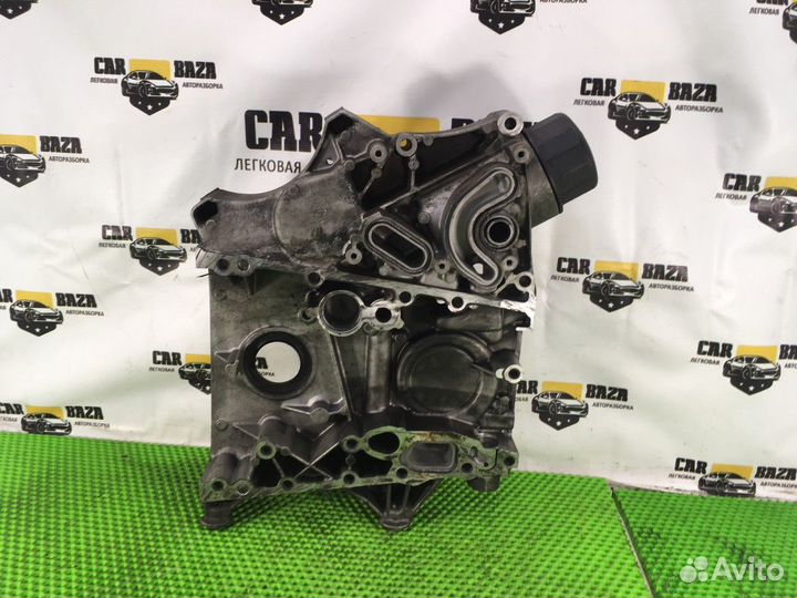 Крышка двигателя передняя