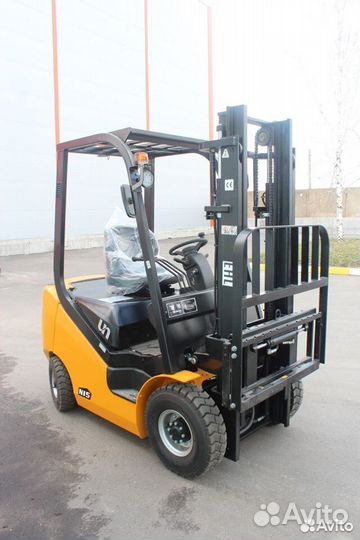 Вилочный погрузчик UN Forklift FG15, 2023