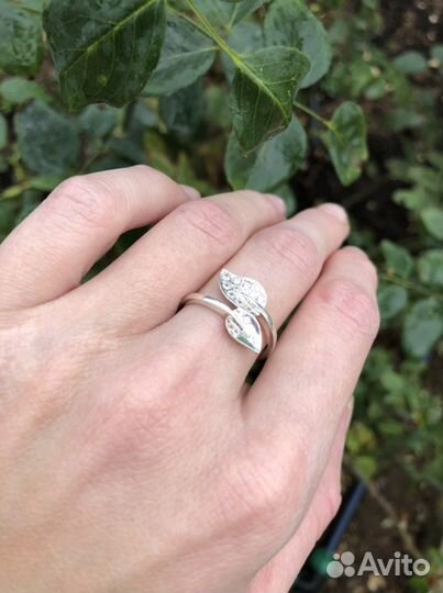 Серебряное кольцо