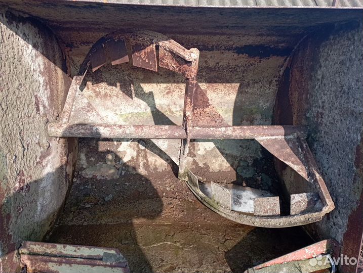 Продам бетономешалку бу