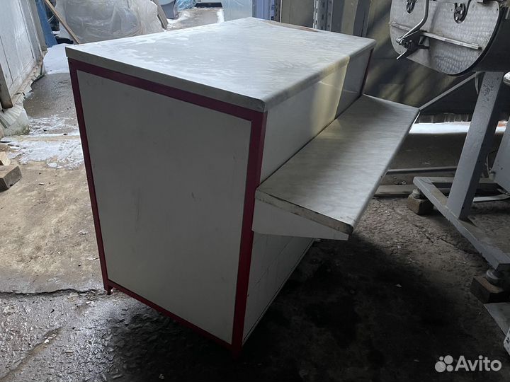 Прилавки торговые б/у
