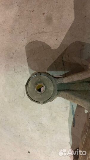 Кулак поворотный задний левый Toyota Camry V55 2.5