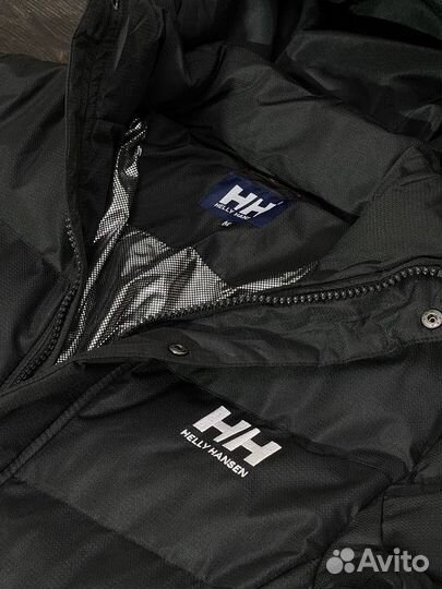 Пуховик Helly Hansen