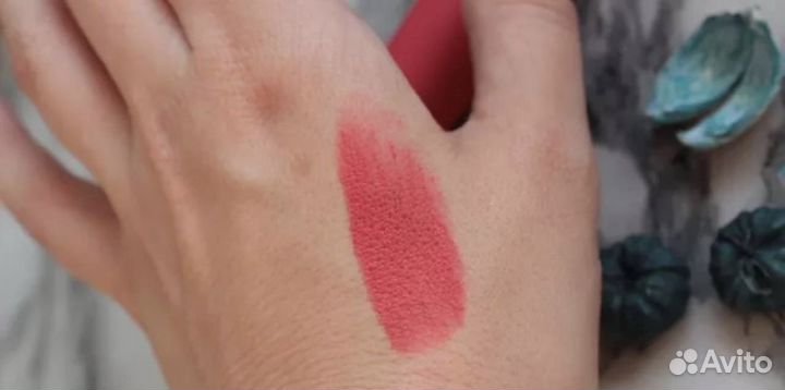 Помада Lancome L'Absolu Rouge Drama Matteтон 157