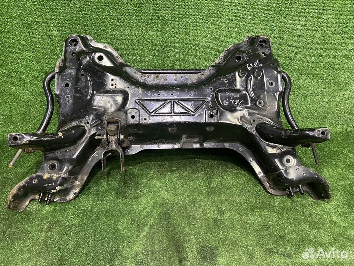 Подрамник передней подвески Peugeot 308