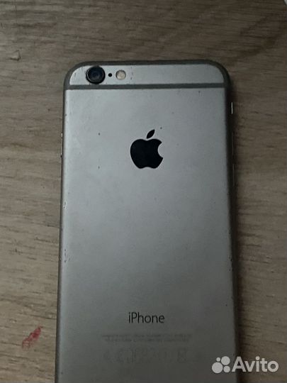 Телефон iPhone 6