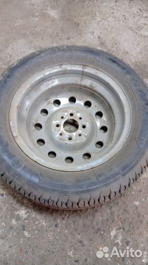 R14 Bridgestone B-style 185/60, PCD 4x98 DIA 40