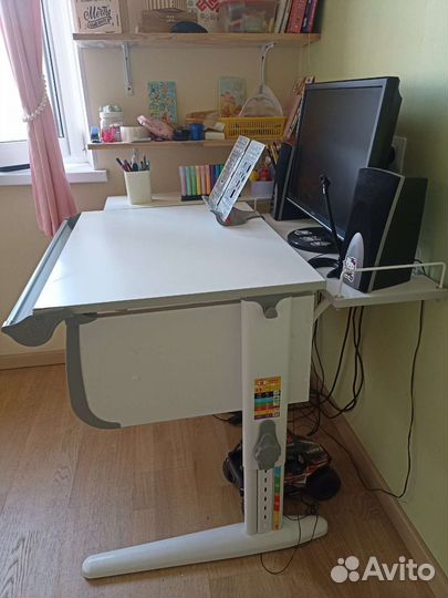 Растущая парта деми