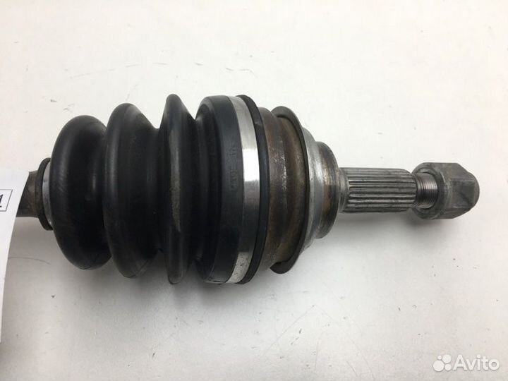 Привод передний правый Toyota Camry CV30 2CT 1993