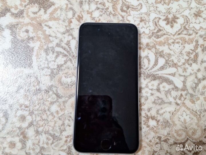 Телефон iPhone 5s