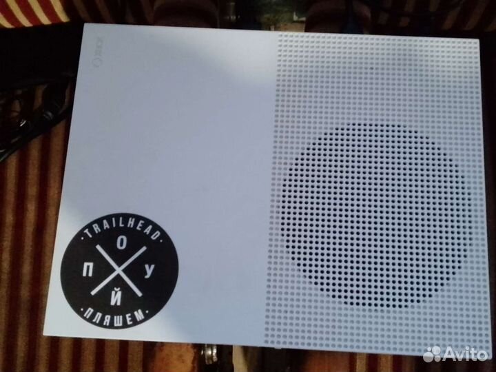 Игровая приставка xbox one s