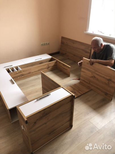 Стол-стенка ученический