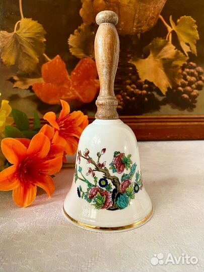Антикварный колокольчик, фарфор. Англия