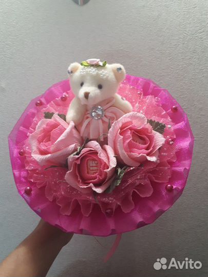 Букет с конфетами и игрушкой