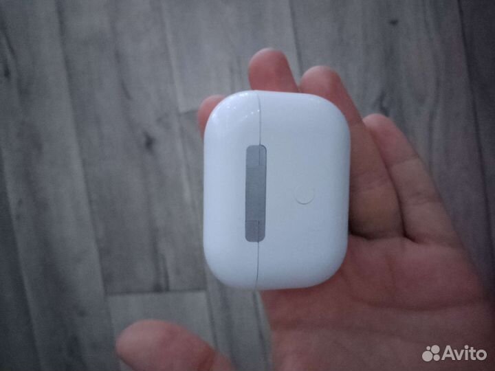 Беспроводные наушники apple airpods