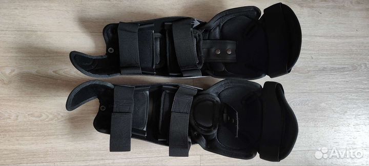 Защита голеней Hatch Centurion TS70