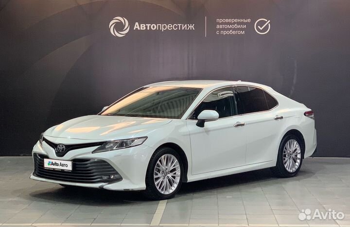 Toyota Camry 2.5 AT, 2019, 135 000 км