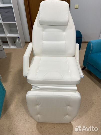 Косметологическая кушетка