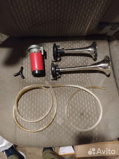 Пневмосигнал с компрессором